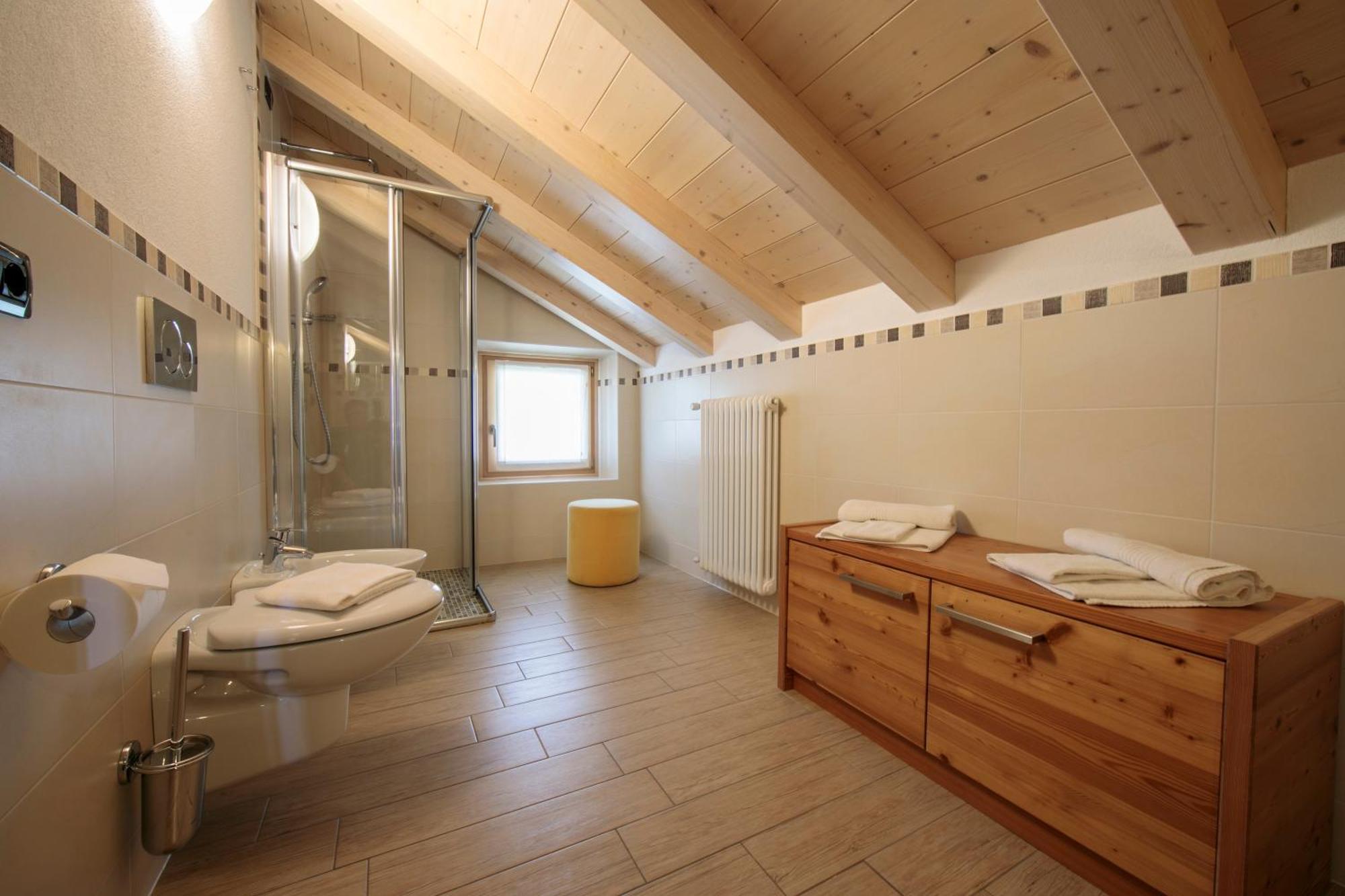 Volga Tamigi Loira Senna - Happy Rentals Livigno Esterno foto